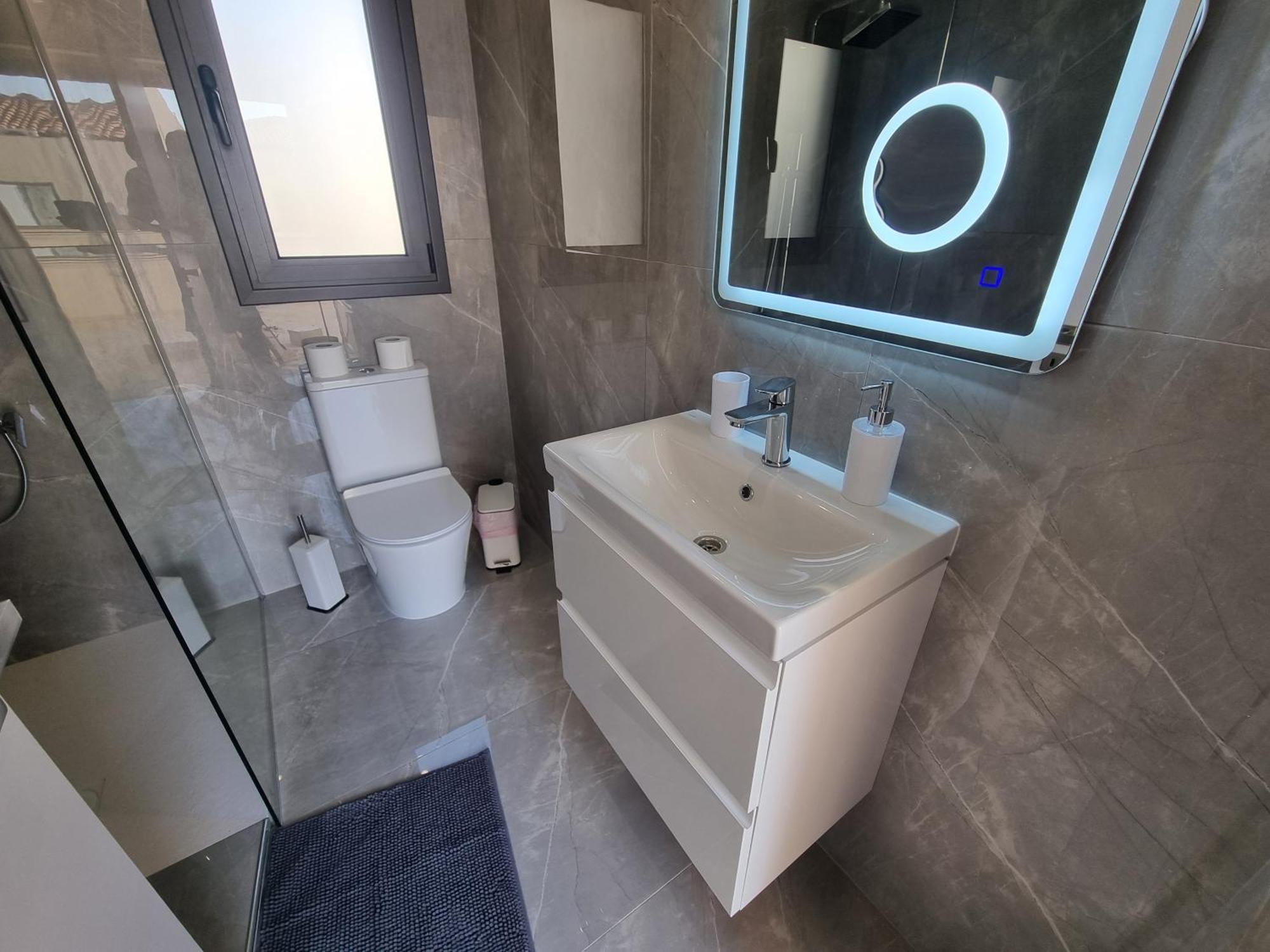 Diamond 160 Apartment Paphos